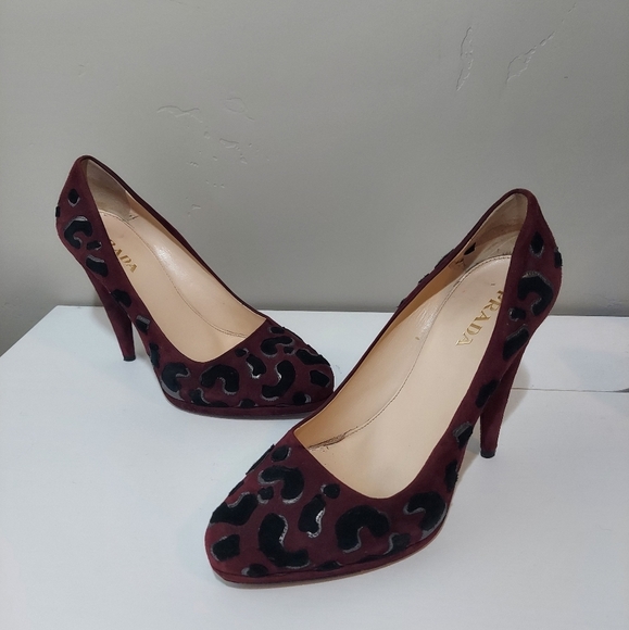 Prada Leopard Print Heels Pumps Size 38.5 - Picture 1 of 13